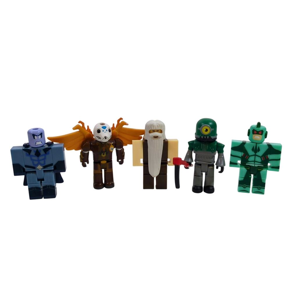 Roblox Action Figures Lot of 5 Mystery Box Minifigures Mix Accessories Jazwares